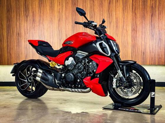 DUCATI DIAVEL V4 DUCATI DIAVEL V4